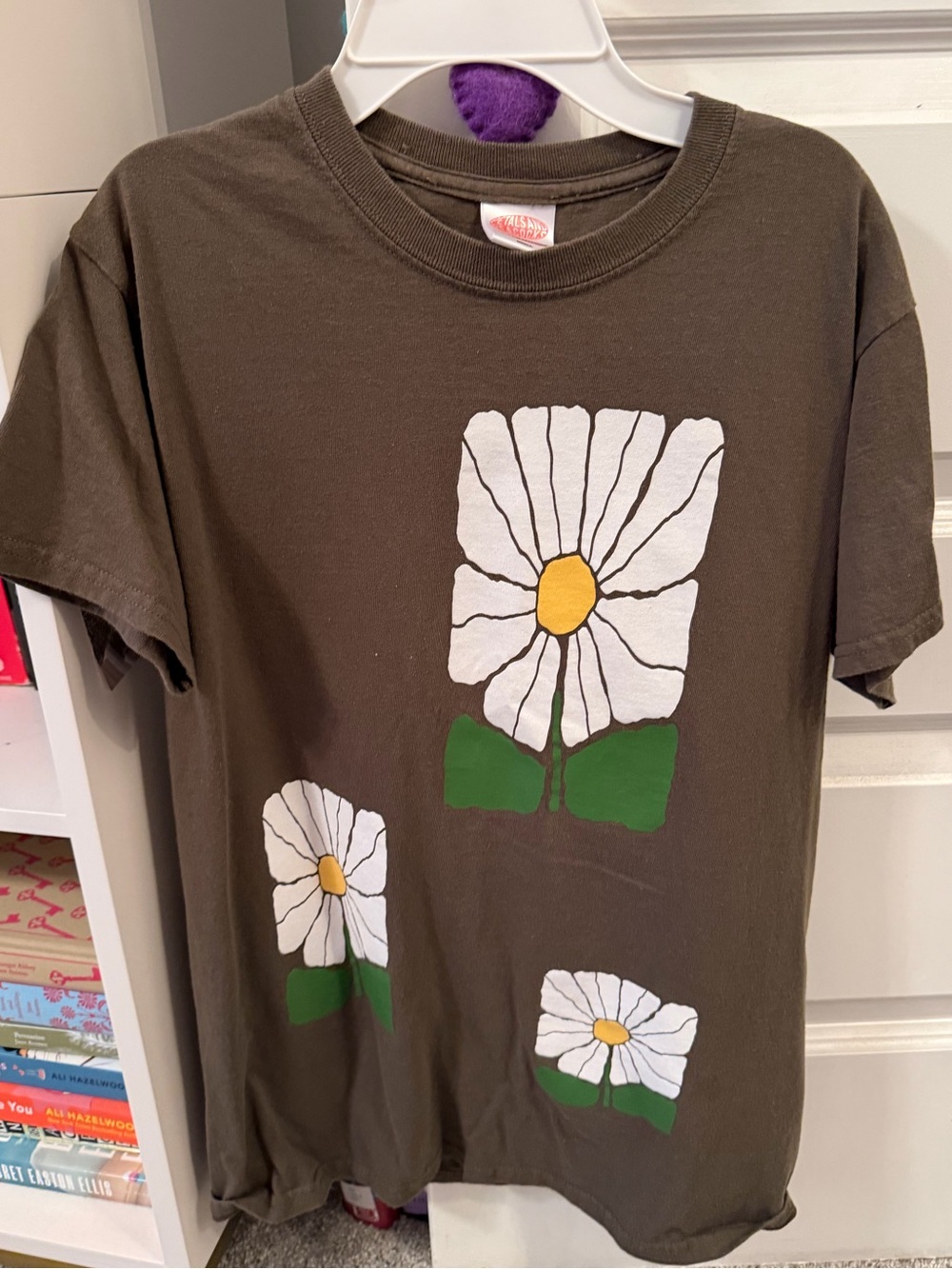 Pacsun Brown Daisy Graphic Tee